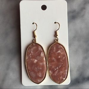 Pink Pearl Kendra Look A-like Earrings